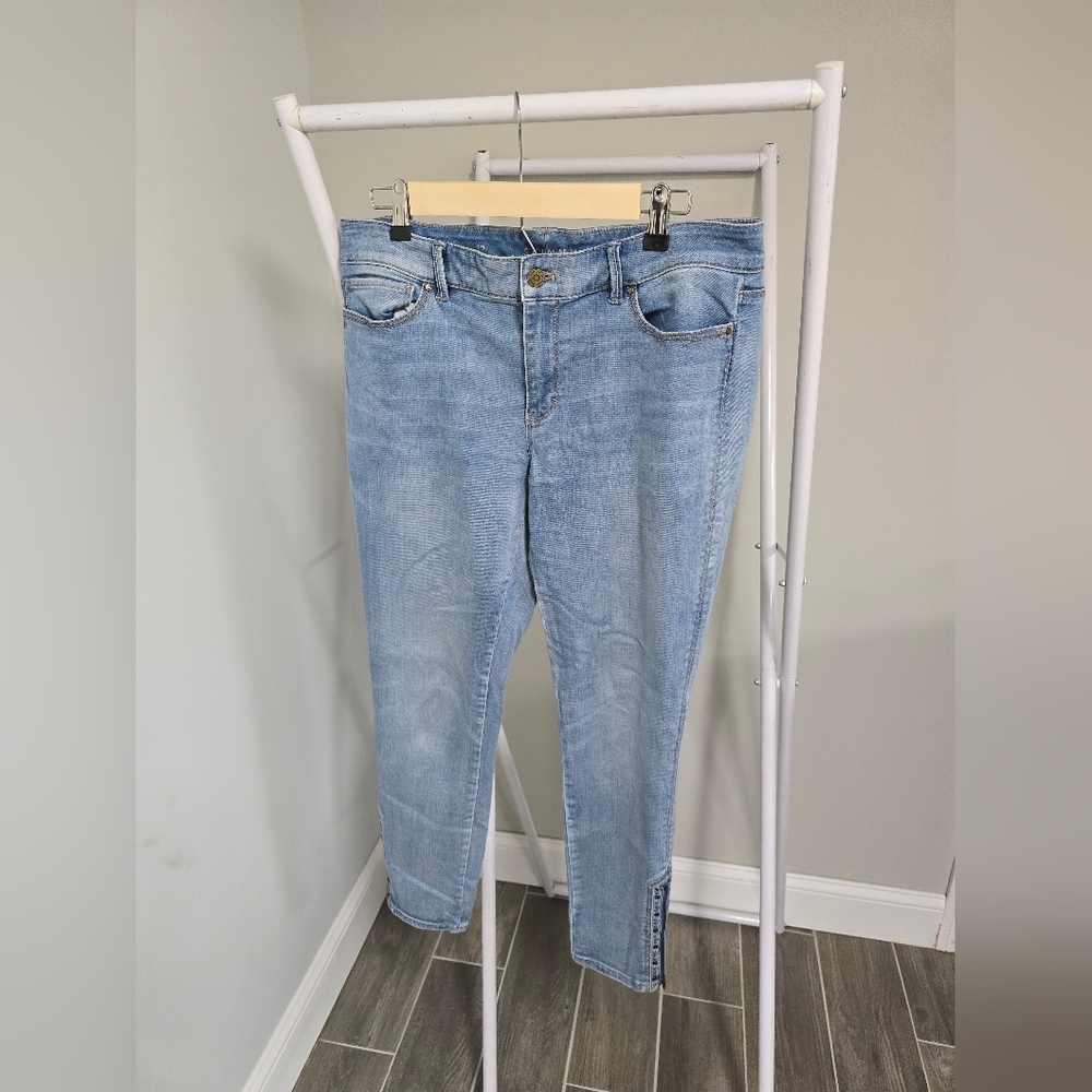 White House Black Market Jeans with Ankle detail